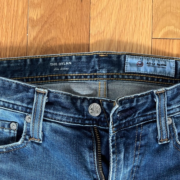 SOLD - AG jeans “The Dylan” in size 30, mid-wash blue. - Picture 2 of 3
